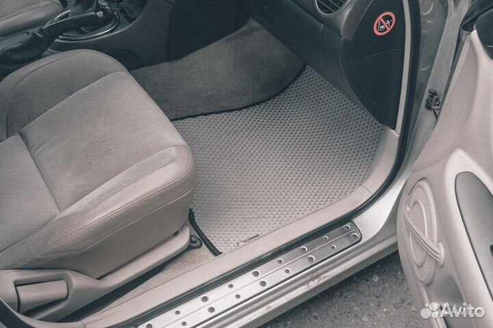 Новые коврики в салон Lexus IS