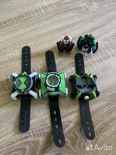 Игрушки Ben 10 часы