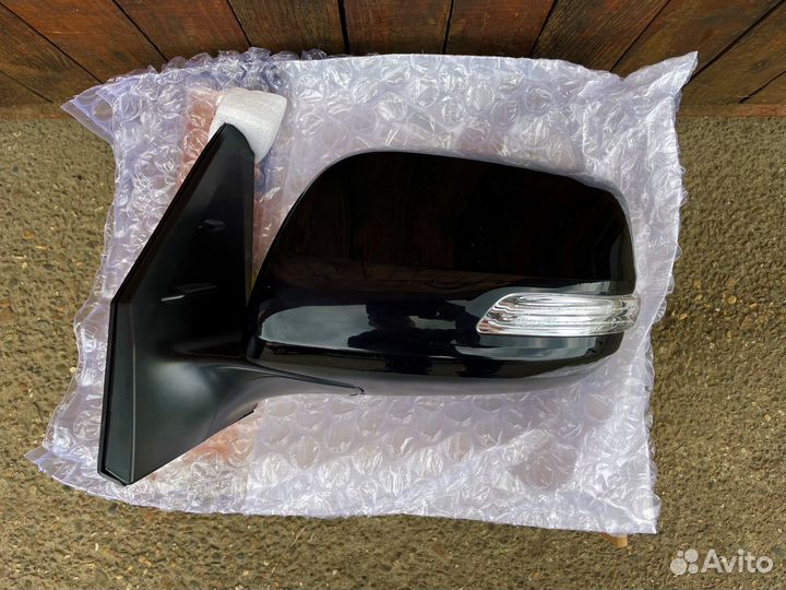 Зеркало боковое Toyota Land Cruiser L200