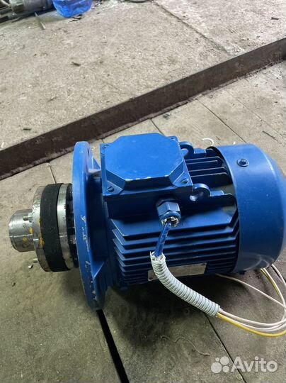 Двигатель асинхронный 2.2 квт