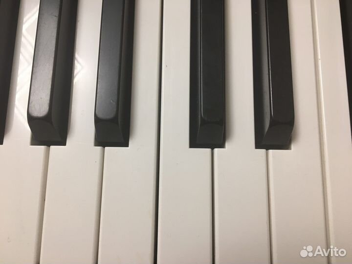 Цифрове пианино Yamaha P105