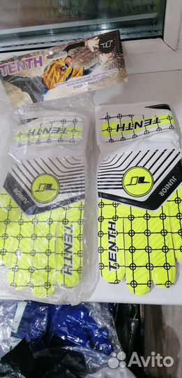 Перчатки вратарские tenth