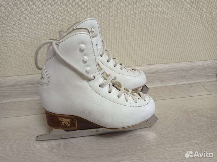 Коньки Risport р-р 205