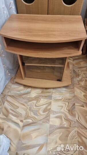 Тумба под телевизор