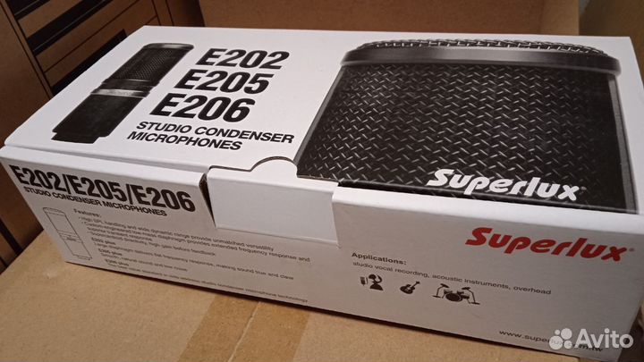 Superlux E205 - Конденсаторный Студийный Микрофон
