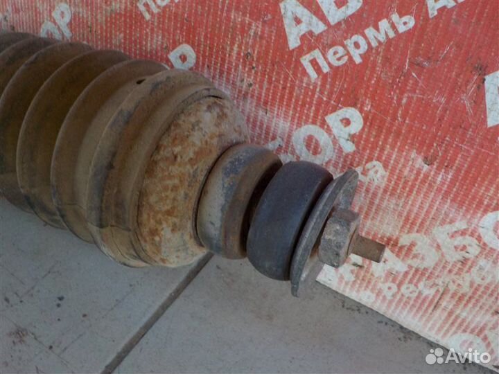 Амортизатор задний правый Ваз 21110 универсал