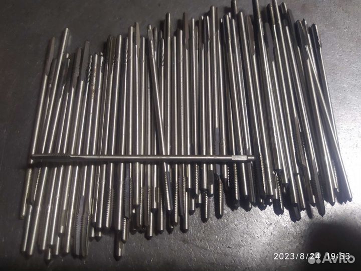 Метчики м4 машинные