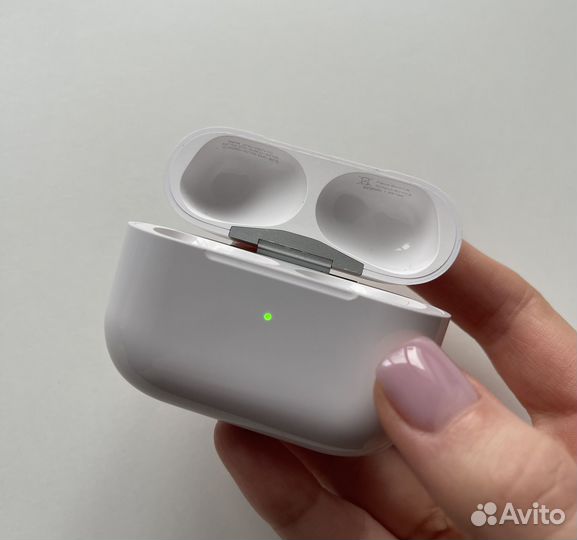 Кейс для AirPods Pro 2-го поколения оригинал