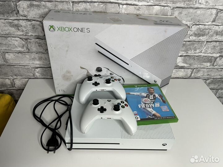 Xbox One s