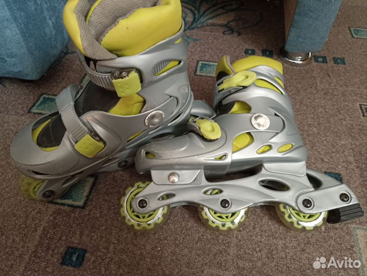Роликовые коньки