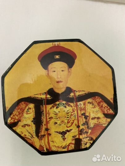 Шкатулка с императором винтаж