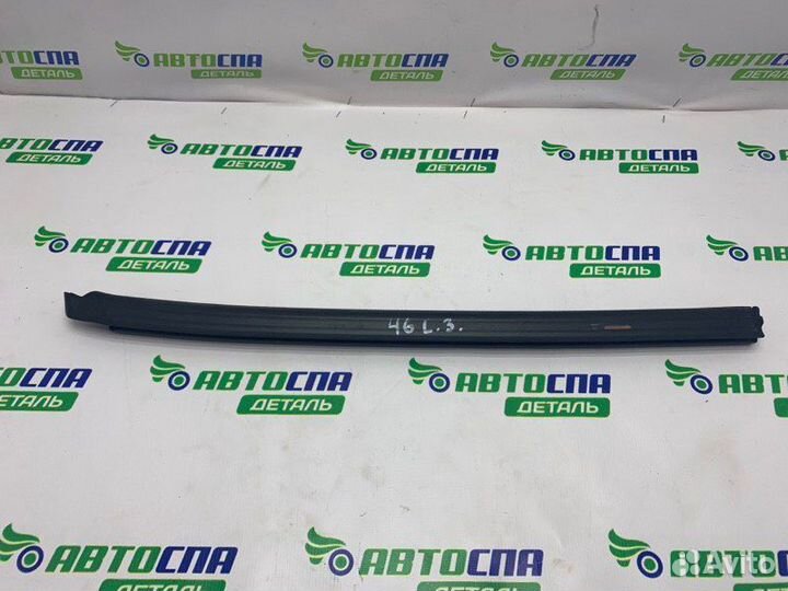 Уплотнитель стекла двери задний левый Mazda 3Bp