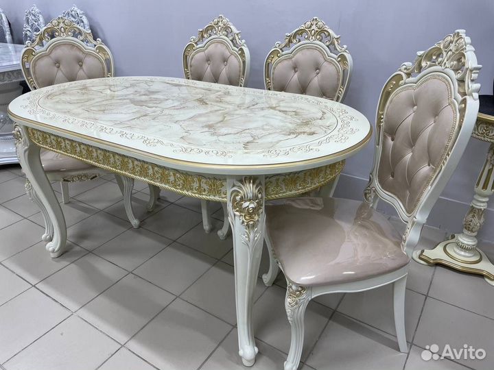 Столы и стулья