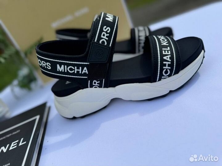 Сандалии Michael Kors 37-38р оригинал новые