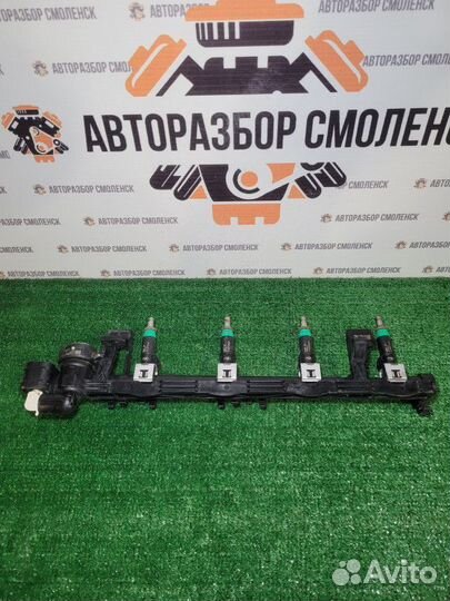 Рейка топливная (рампа) Ford Focus II (2005—2008)