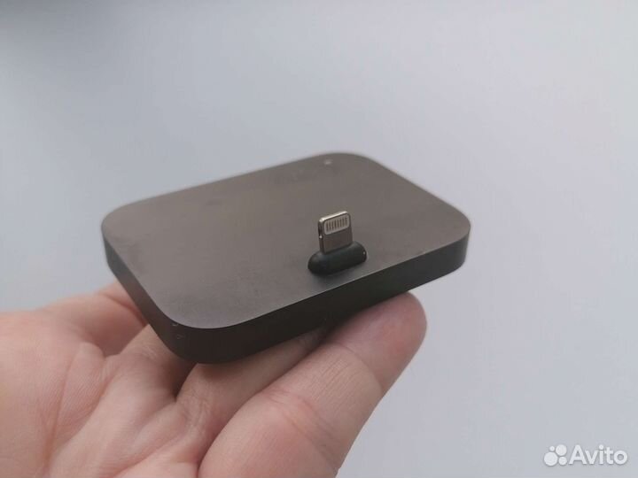 Док станция iPhone