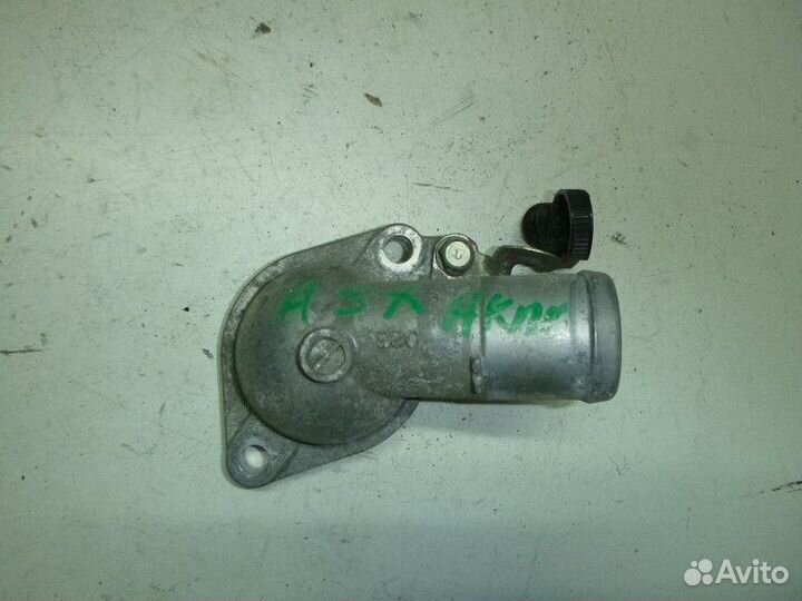 Крышка термостата mitsubishi ASX 2010