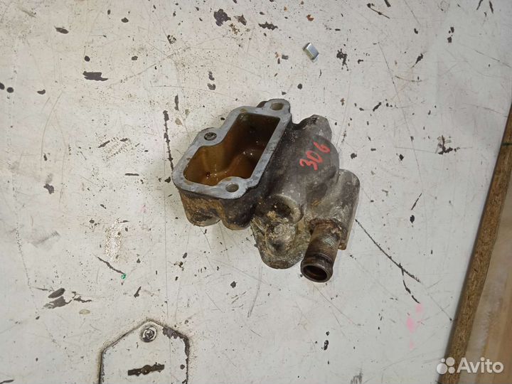 Корпус термостата Peugeot 306 Пежо 306