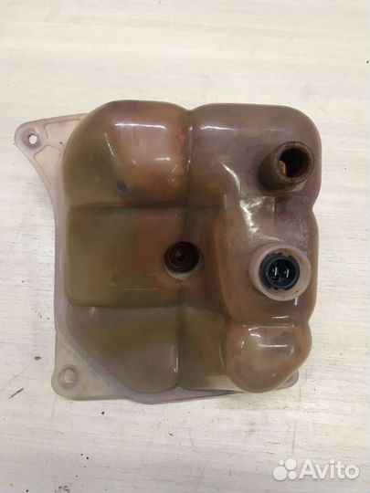 Бачок расширительный audi 100 c4