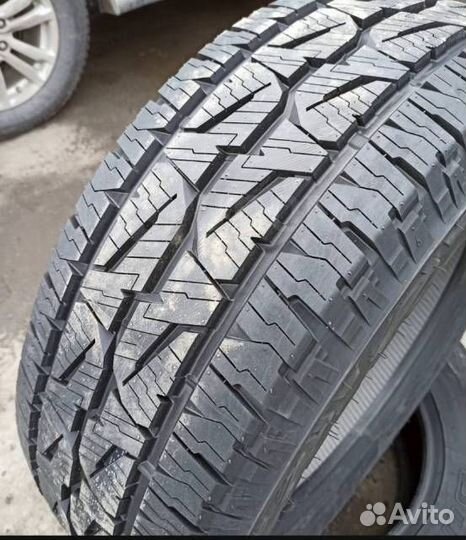 Bridgestone Dueler A/T 001 245/75 R16 108S