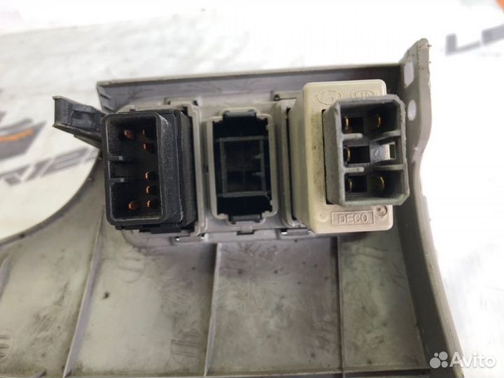 Накладка на торпедо Kia Carnival J3 2008