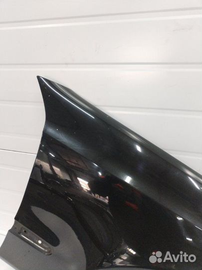 Крыло переднее правое Mercedes E-Class W211 OM642