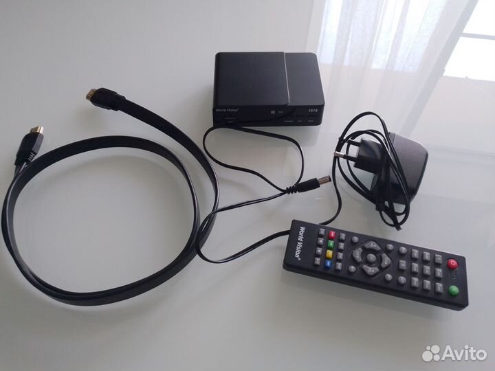 Цифровой эфирный DVB-T2 тюнер World Vision T57D