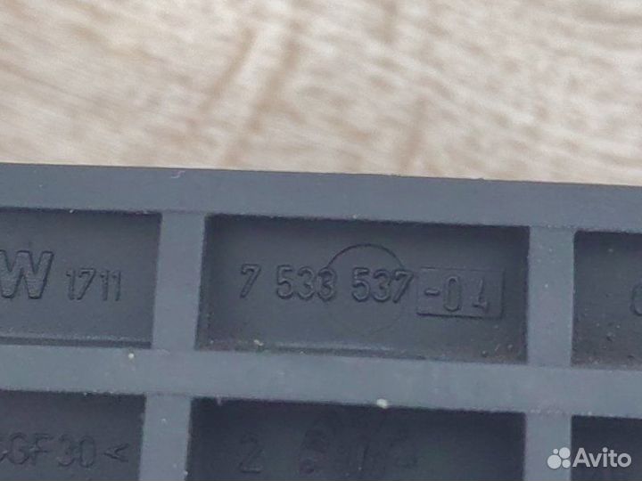 Кронштейн радиатора Bmw X5 E70 N62B48 2008