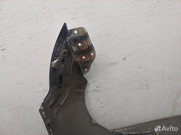 Крыло Toyota Avensis 3, 2010