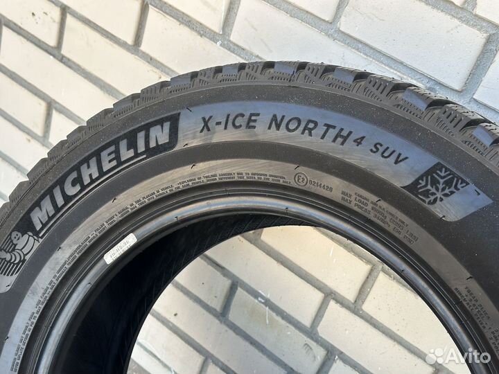 Michelin X-Ice North 4 SUV 235/65 R17 108T