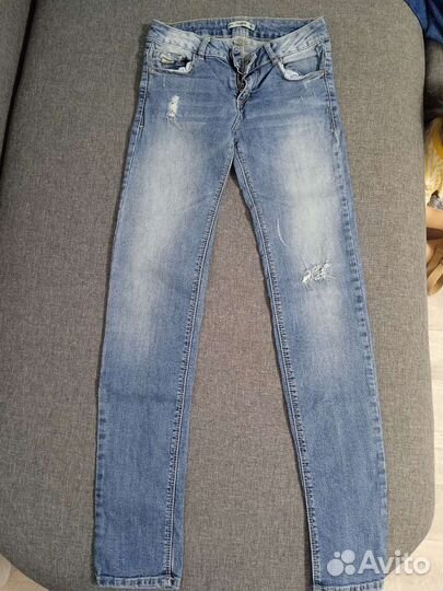 Джинсы