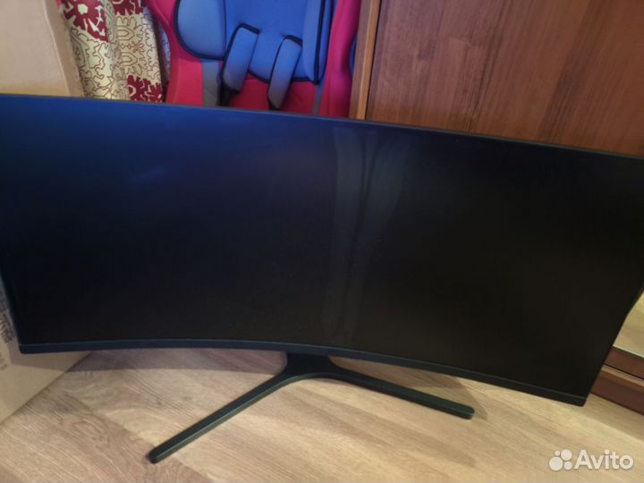 Игровой монитор Xiaomi Mi Curved Gaming Monitor 34