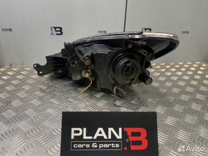 Фара галогеновая передняя правая Mitsubishi Lanser