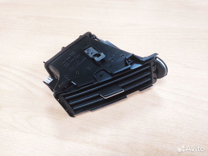 Дефлектор правый Infiniti Fx35 S50 3.5 2004