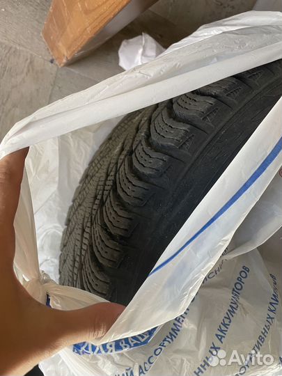Nokian Tyres Hakkapeliitta R3 245/40 R18