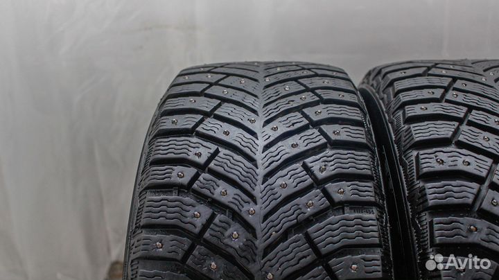 Michelin X-Ice North 4 205/55 R16 94T