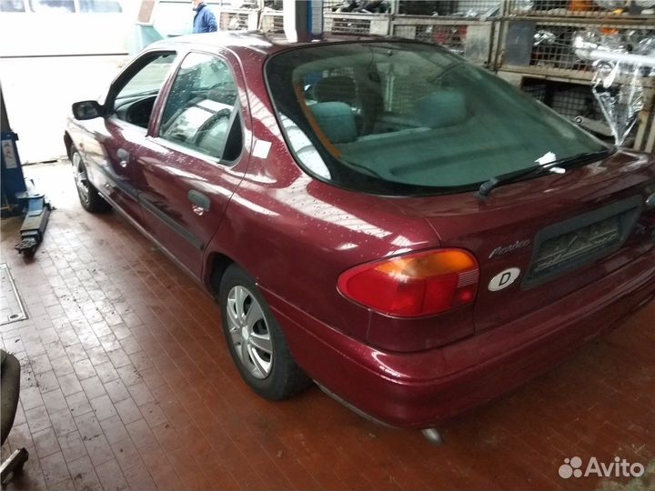 Разбор на запчасти Ford Mondeo 1