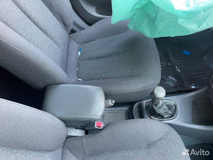 В разбор Hyundai accent 2007г G4EC