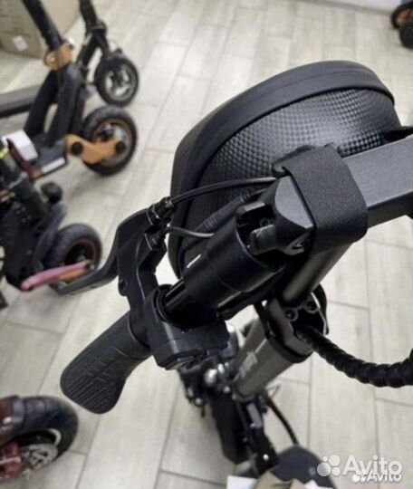 Электросамокат Kugoo M5