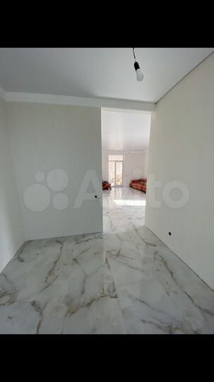 Дом 183 м² на участке 3,2 сот.