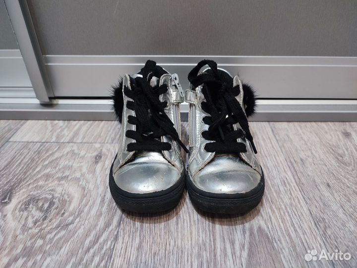 Ботинки демисезонные для девочки 25 размер