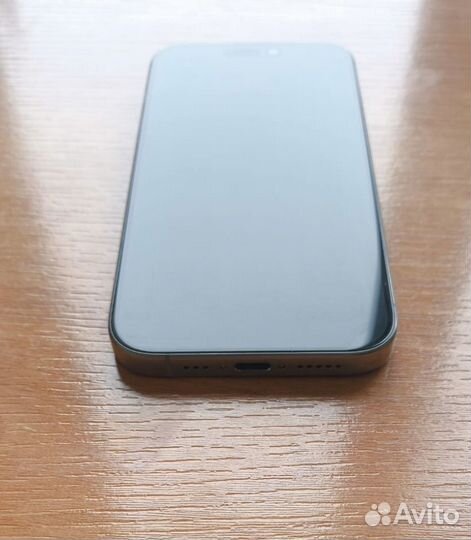 iPhone 15 Pro, 256 ГБ