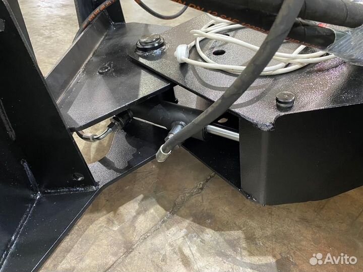 Мини-погрузчик ЧЕТРА МКСМ 800М, 2023