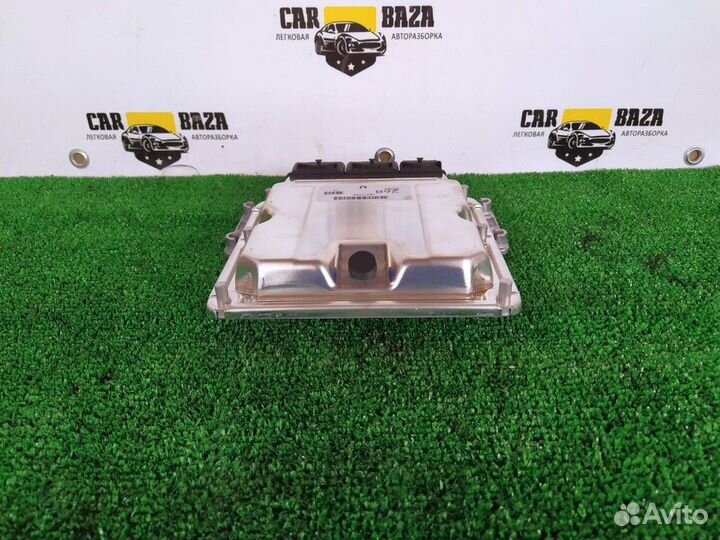 Блок управления двигателем Mitsubishi Carisma