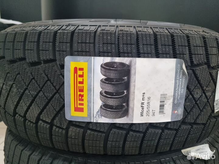 Pirelli Winter Ice Zero 205/55 R16 94T