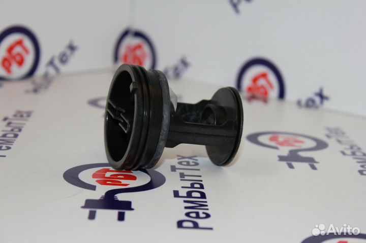 Вставка фильтра стиральной машины Indesit