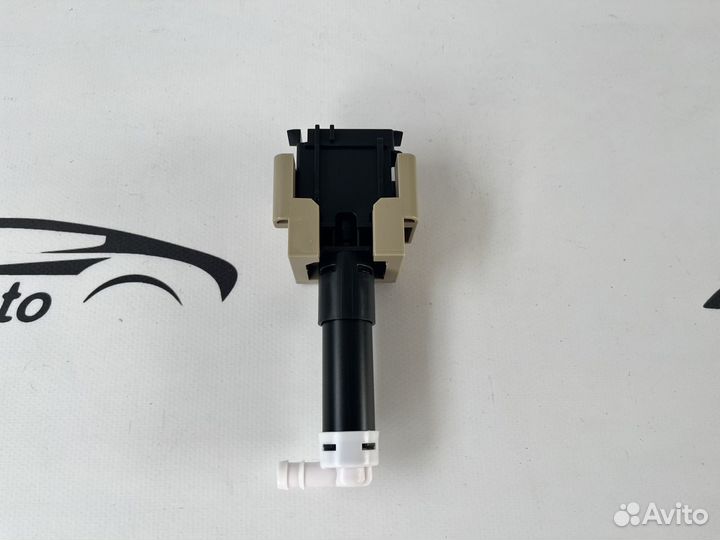 Mazda CX 7 форсунка омывателя фары левая 10-12