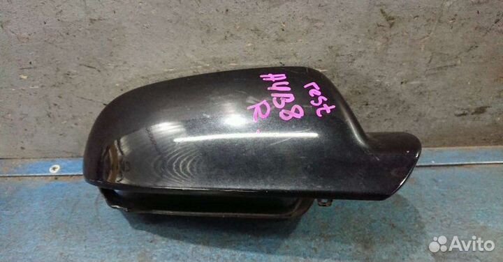 Корпус зеркала правый Audi A4 B8