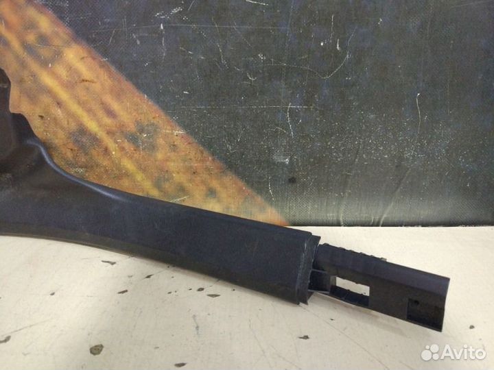 Накладка на порог задняя правая Audi A4 Avant B7