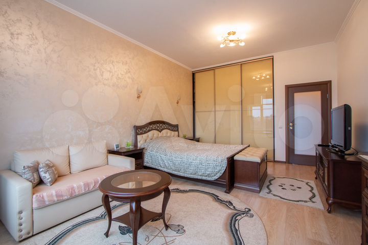 2-к. квартира, 90 м², 5/8 эт.
